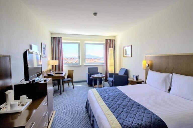 radisson-blu-hotel-biarritz-1lieu1salle-chambre.jpg
