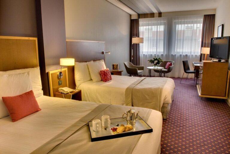 radisson-blu-hotel-biarritz-1lieu1salle-chambre-twin.jpg