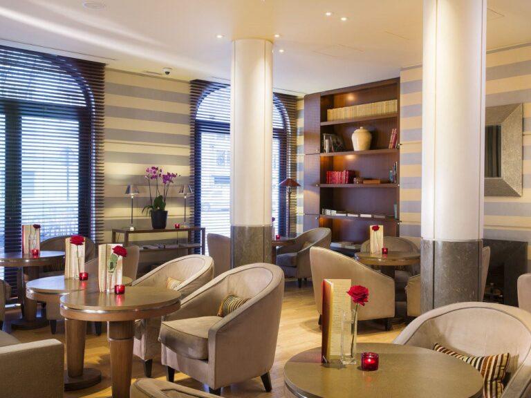 radisson-blu-hotel-champs-elysees-1lieu1salle-reunion.jpg