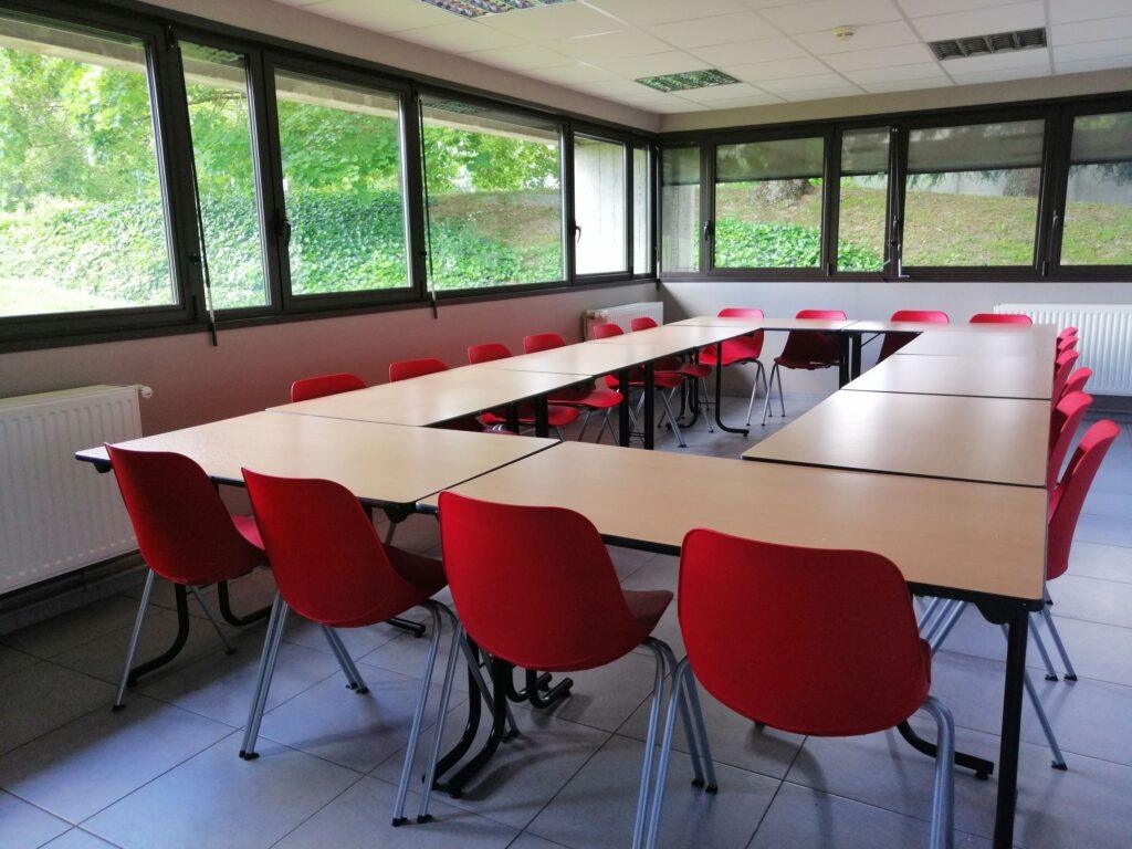 salle-15-personnes-scaled-1.jpg