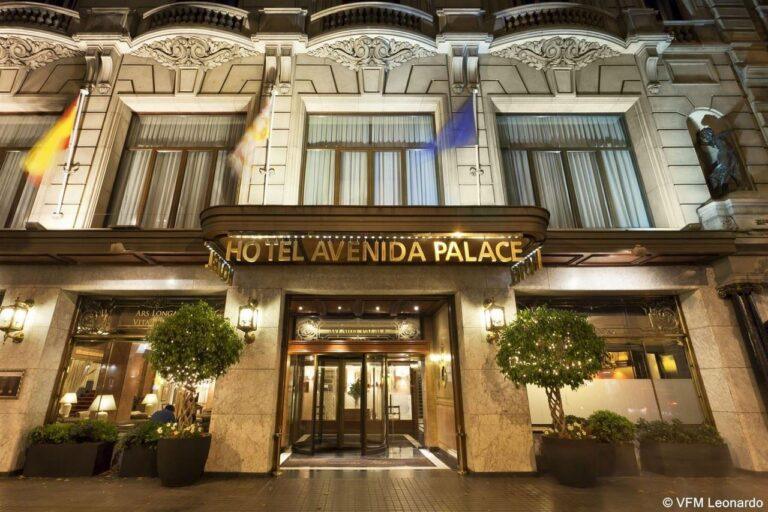 El-avenida-palace-barcelone-1lieu1salle-1-1.jpg