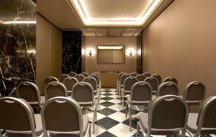 barcelona-center-1lieu1salle-sevilla.jpg