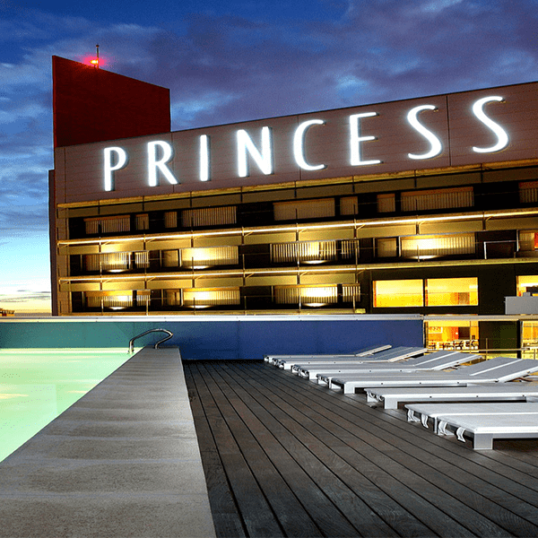 barcelona-princess-1lieu1salle-evenement.png