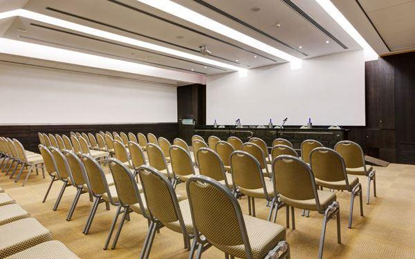 bw-universo-roma-1lieu1salle-anna.jpg