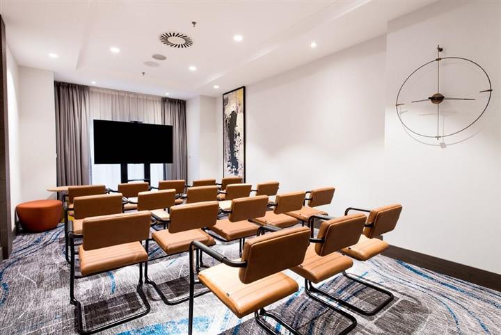 hilton-diagonal-mar-barcelona-1lieu1salle-meeting-room9.jpg