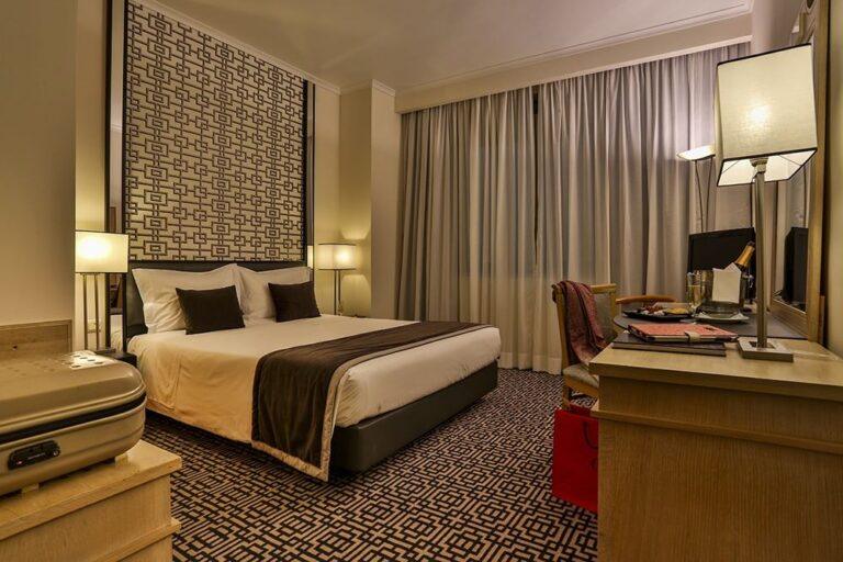 hotel-mundial-lisbonne-1lieu1salle-meetings.jpg