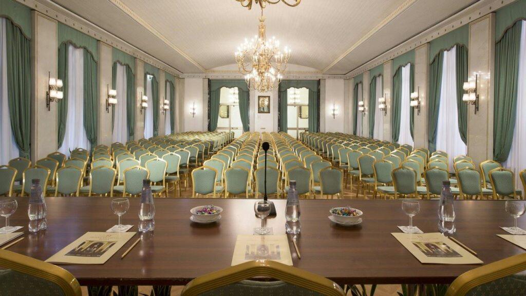 hotel-quirinale-rome-1lieu1salle-meeting.jpg