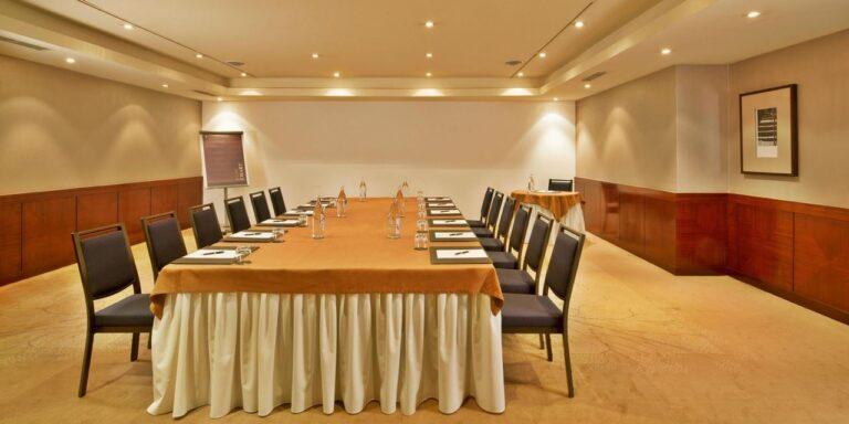 intercontinental-lisbonne-1lieu1salle-cascais.jpg
