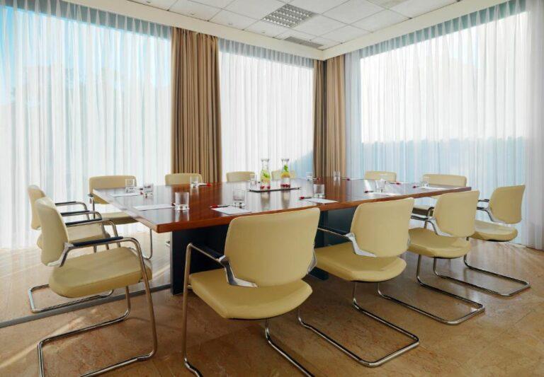 lisbon-marriott-1lieu1salle-convention.jpg