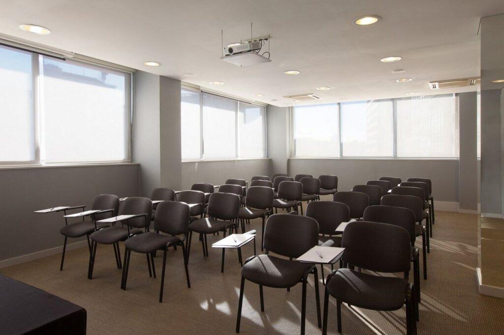 lutecia-lisbonne-1lieu1salle-meeting.jpg