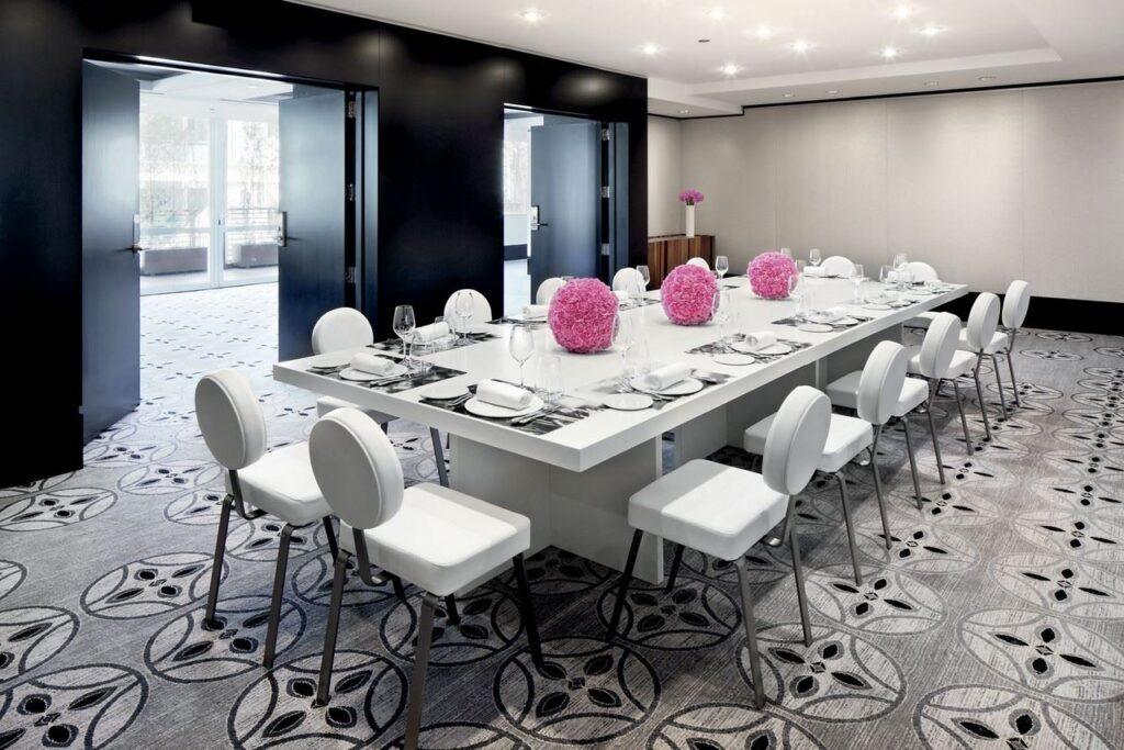 ritz-carlton-arts-hotel-barcelona-1lieu1salle-clave.jpg