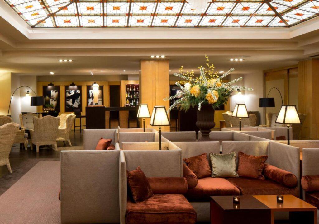 starhotels-metropole-roma-1lieu1salle-congres.jpg