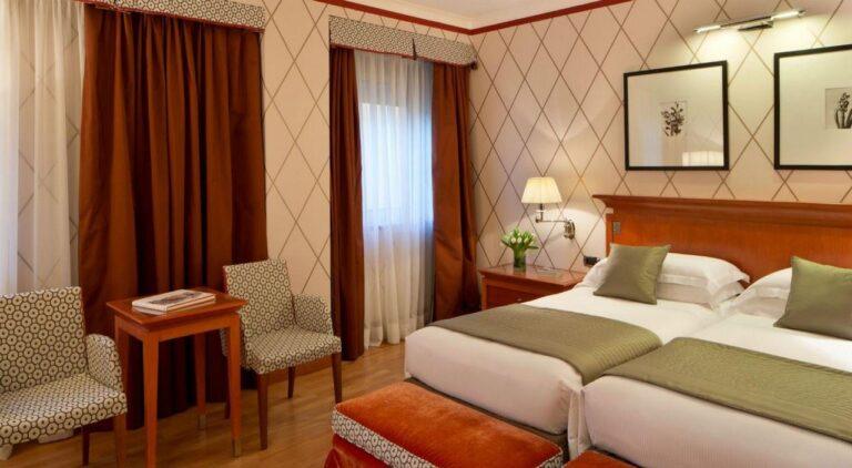 starhotels-metropole-roma-1lieu1salle-seminaires.jpg