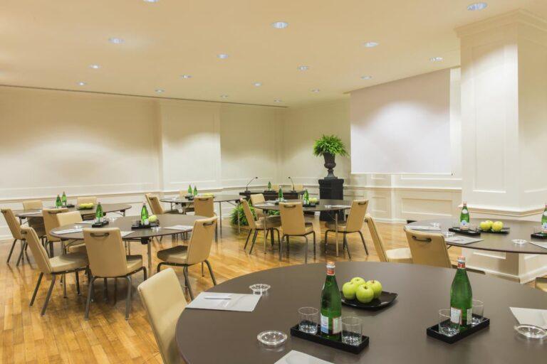starhotels-michelangelo-roma-1lieu1salle-organisation-seminaire.jpg