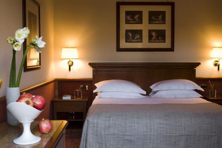 starhotels-michelangelo-roma-1lieu1salle-reunions.jpg