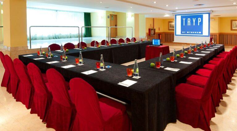 tryp-apolo-barcelona-1lieu1salle-evenement.jpg