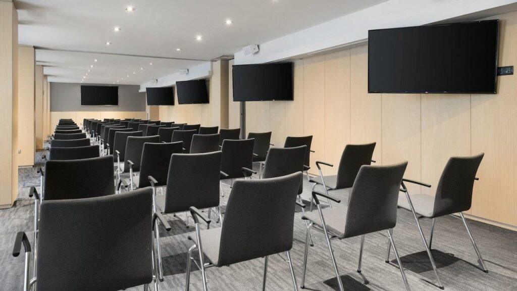 ac-cuzco-madrid-1lieu1salle-conference.jpg