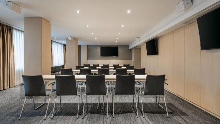 ac-cuzco-madrid-1lieu1salle-forumb.jpg