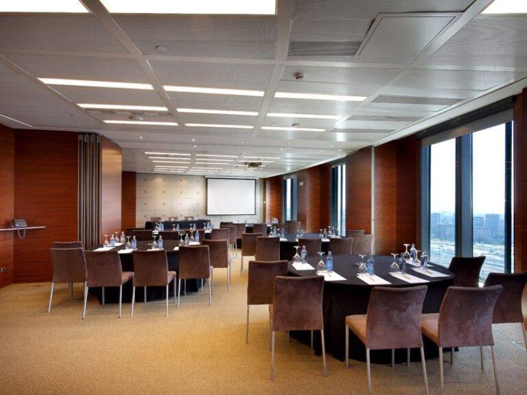 eurostars-madrid-tower-1lieu1salle-los-angeles.jpg