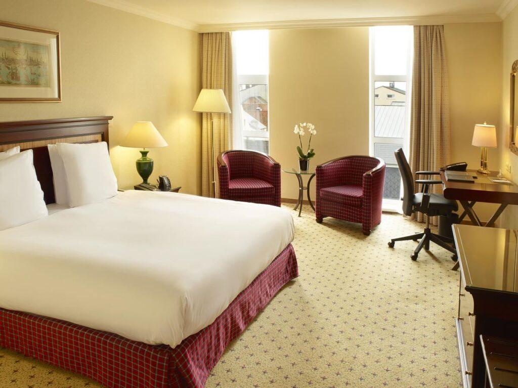 hilton-antwerp-old-town-1lieu1salle-events.jpg