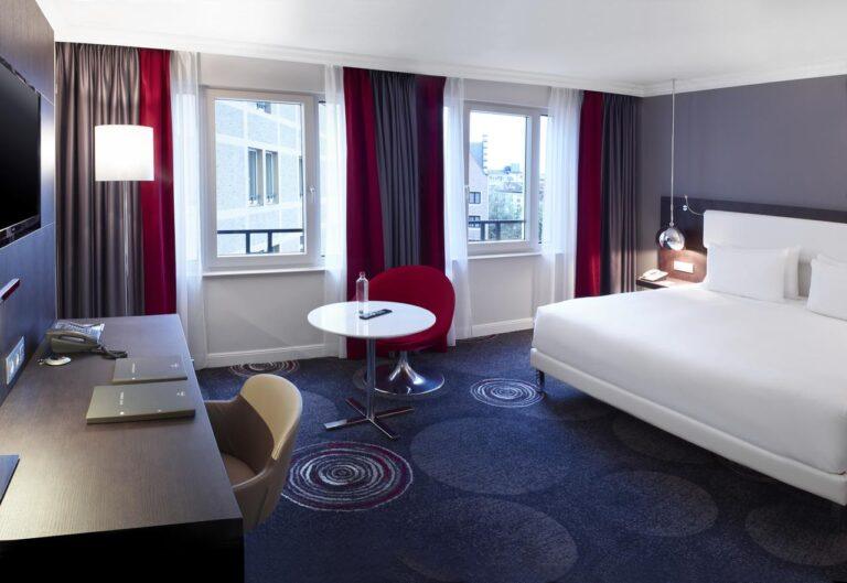 hilton-brussels-grand-place-1lieu1salle-seminaires.jpg
