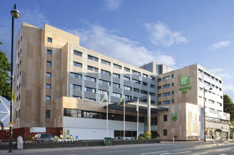 holiday-inn-cardiff-city-center-1lieu1salle-event.jpg