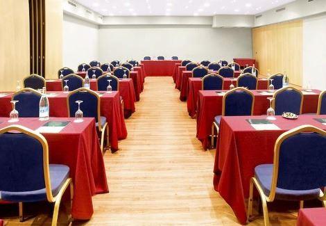 ilunion-bilbao-1lieu1salle-meeting.jpg