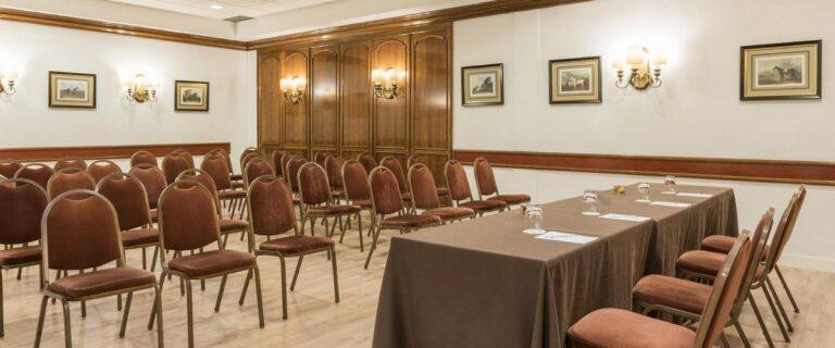 ilunion-romareda-1lieu1salle-meetings.jpg