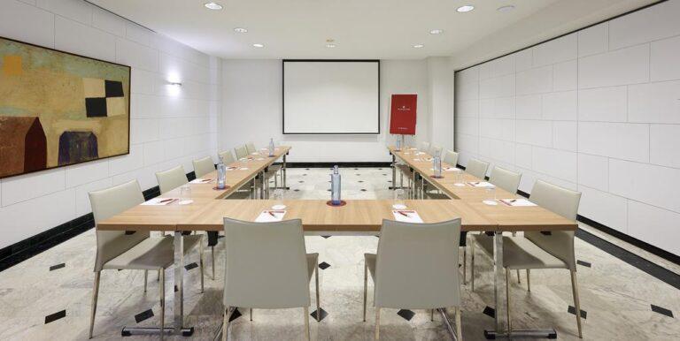 nh-collection-villa-bilbao-1lieu1salle-meeting.jpg