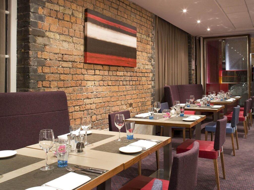 novotel-cardiff-centre-1lieu1salle-reunion.jpg