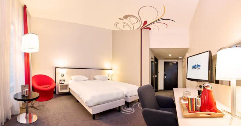 park-inn-brussels-midi-1lieu1salle-evenements.jpg