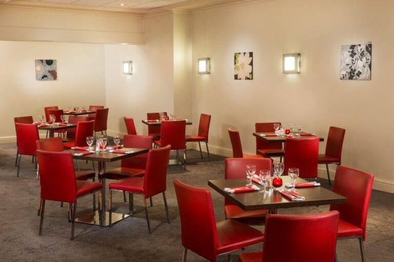 park-inn-cardiff-north-1lieu1salle-seminaires.jpg
