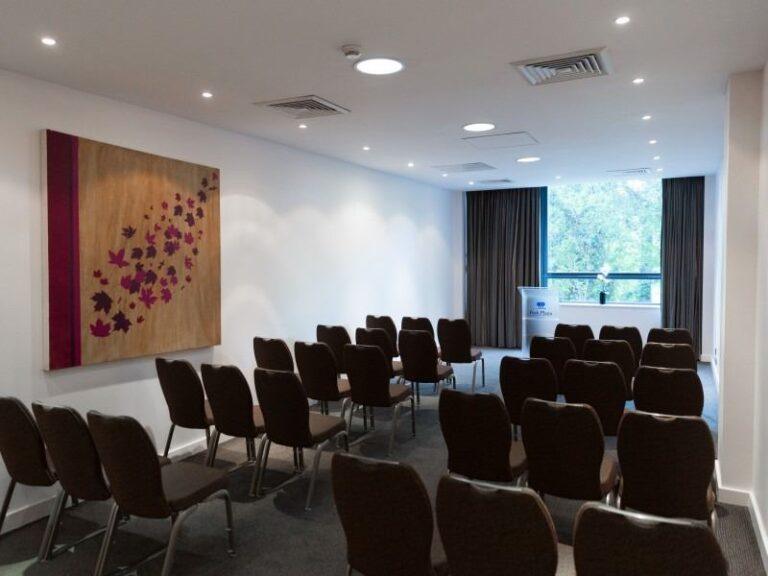 park-plaza-cardiff-1lieu1salle-reunions.jpg