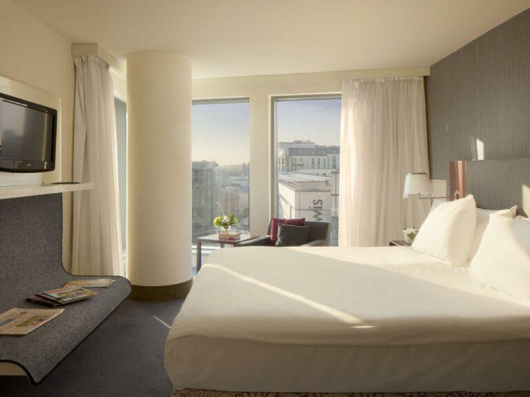 radisson-blu-cardiff-1lieu1salle-evenements.jpg