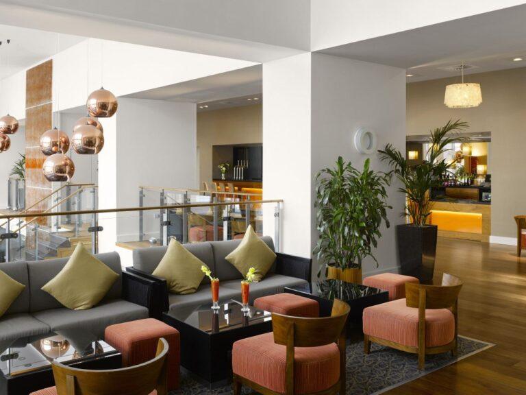 radisson-blu-cardiff-1lieu1salle-reunions.jpg