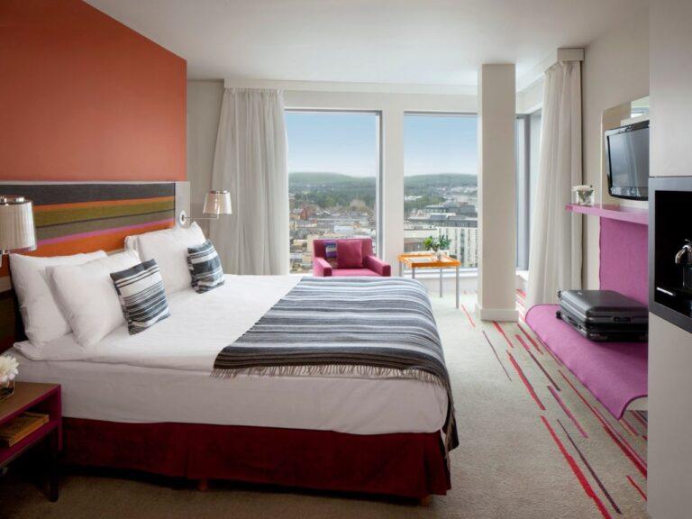 radisson-blu-cardiff-1lieu1salle-seminaire.jpg