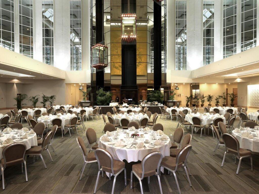 sheraton-brussels-airport-1lieu1salle-congres.jpg