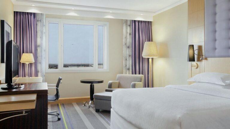 sheraton-brussels-airport-1lieu1salle-conventions.jpg