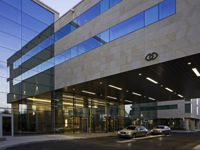 sofitel-london-heathrow-1lieu1salle-event.jpg