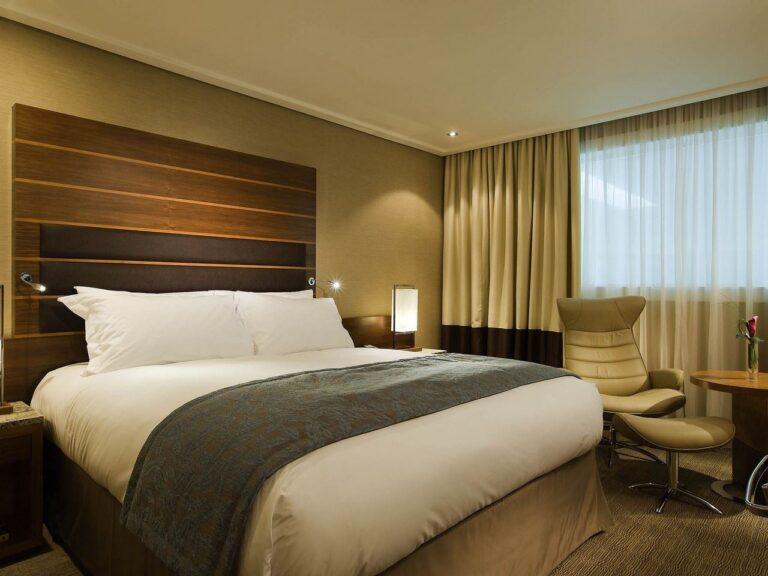 sofitel-london-heathrow-1lieu1salle-seminaire.jpg