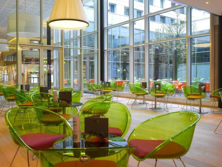 thon-hotel-eu-1lieu1salle-conference.jpg