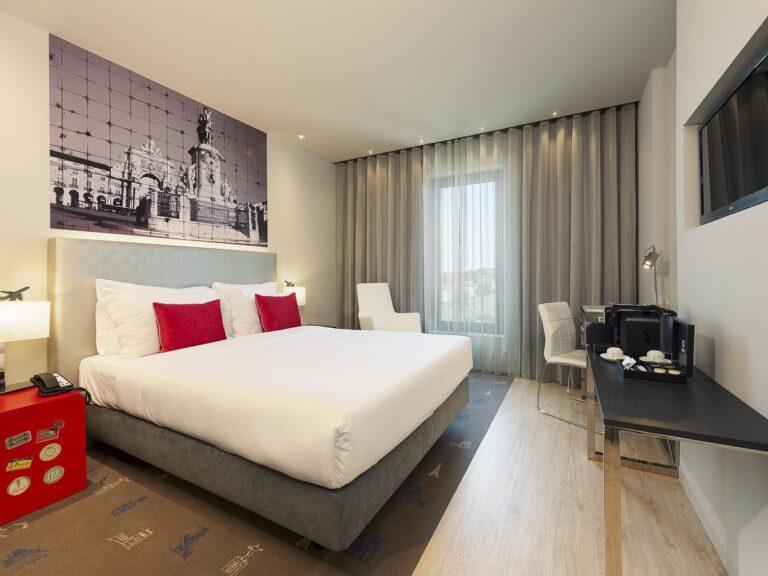 tryp-lisboa-aeroporto-1lieu1salle-seminaires.jpg