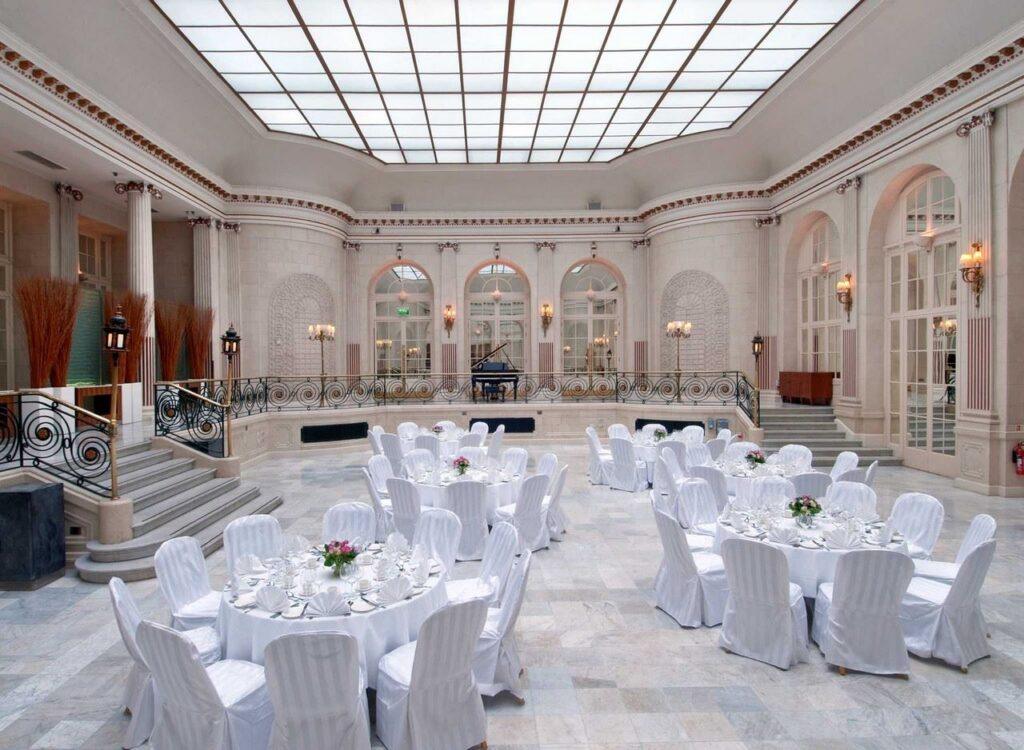 waldorf-hilton-london-1lieu1salle-meeting.jpg