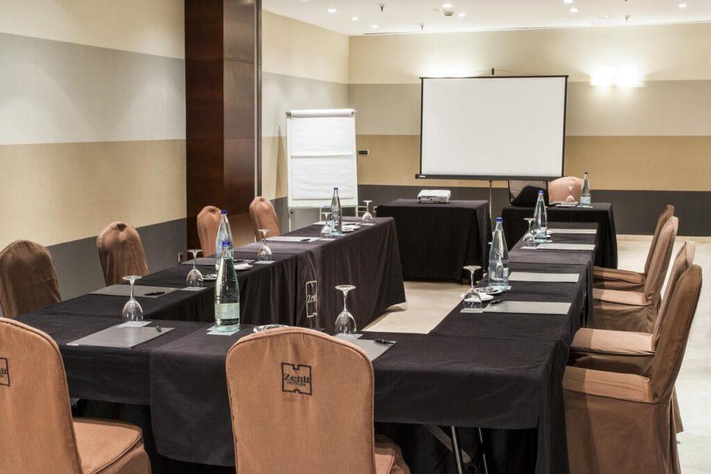 zenit-don-yo-1lieu1salle-conferences.jpg