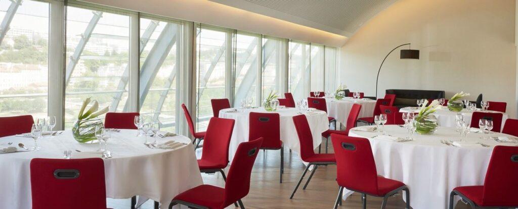 EXECUTIVE-LOUNGE-BANQUET-2.jpg