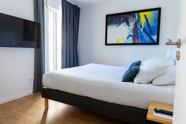 LeDrips-64-Suite-cote-chambre-redimentionne-scaled-1.jpg
