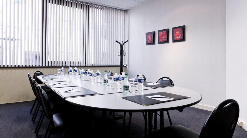 axotel-lyon-perrache-1lieu1salle-conference.jpg