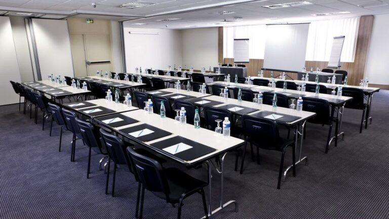 axotel-lyon-perrache-1lieu1salle-meetings.jpg