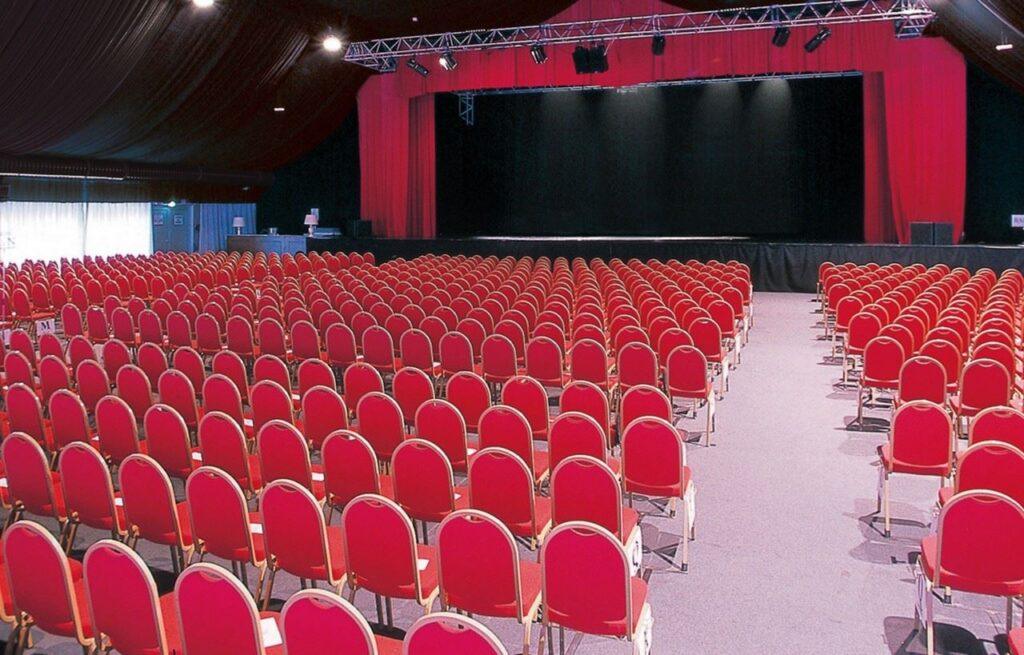 domaine-divonne-1lieu1salle-event.jpg