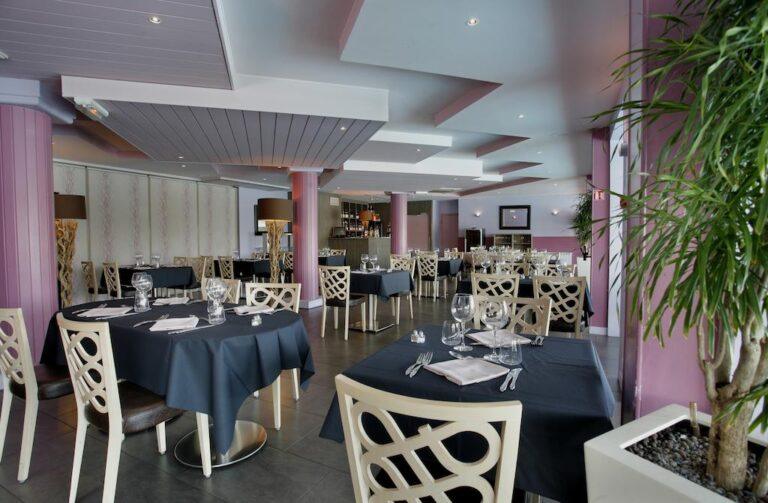 hotel-golf-ailette-1lieu1salle-conferences.jpg
